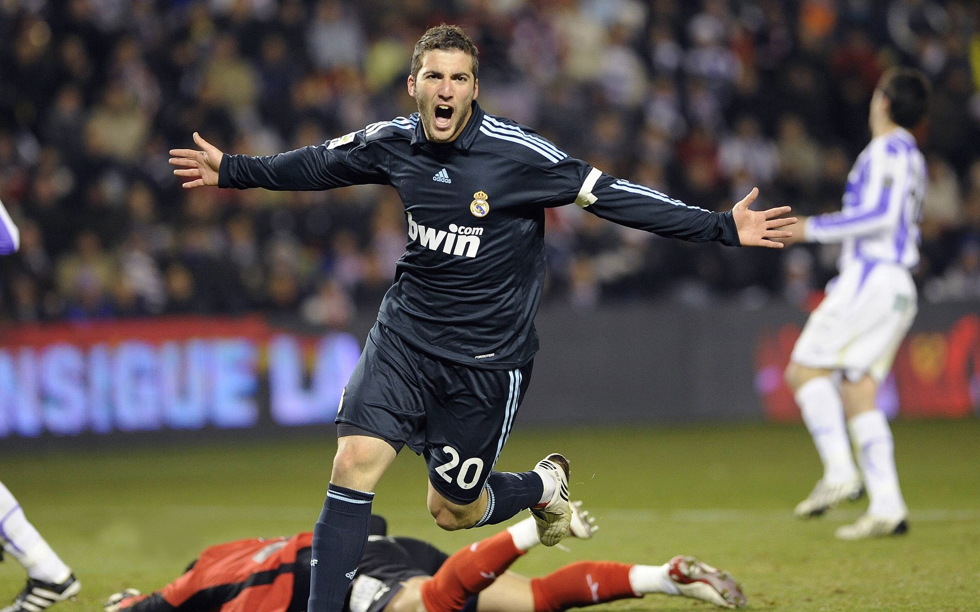 leyu乐鱼官网登录入口-阿森纳创造力爆棚，枪手继续争冠，阿森纳枪手图片